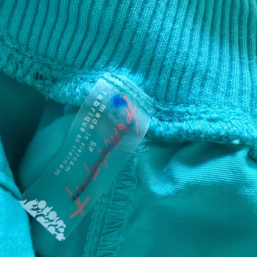 Free People Movement Mesmerize Me Solid Pants Size Medium in Poolside PreLoved - Picture 6 of 8